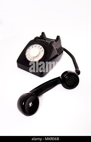 Un cadran rotatif en plastique noir vintage-up téléphone combiné, probablement des années 70 Banque D'Images