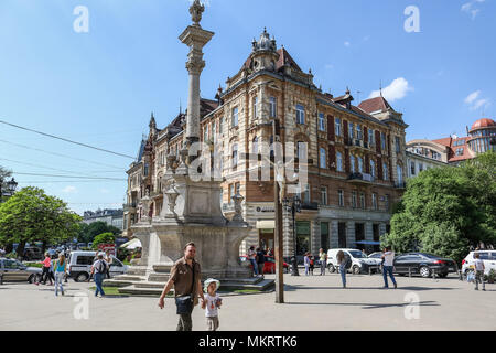 Vieille ville de Lviv est vu à Lviv, Ukraine le 30 avril 2018 © Vadim Pacajev / Alamy Live News Banque D'Images