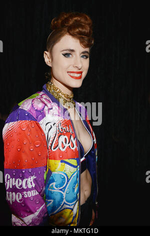 Kiesza 7944 113 à la radio KIIS FM Jingle Ball s concert au Staples Center de Los Angeles le 5 décembre 2014Kiesza 113 Red Carpet Event, Vertical, USA, Cinéma, Célébrités, photographie, Bestof, Arts, Culture et divertissement, Célébrités Topix fashion / Vertical, Best of, événement dans la vie d'Hollywood, Californie - Tapis rouge et en backstage, USA, Cinéma, Célébrités, cinéma, télévision, Célébrités célébrités musique, photographie, Arts et culture, Bestof, divertissement, Topix headshot, vertical, une personne, à partir de l'an , 2014, enquête tsuni@Gamma-USA.com Banque D'Images