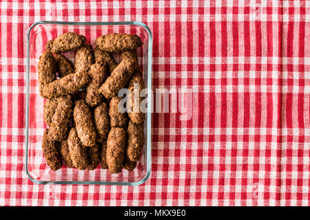 Boulettes de Tukish Kuru Kofte. copie espace. cuisine maison concept. Banque D'Images