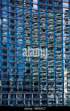 L'architecture de verre et d'acier spectaculaire au Aria Resort en centre-ville de Las Vegas NEVADA USA Banque D'Images