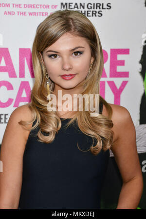 Stefanie Scott 216 arrivant à Vampire Academy Premiere au Regal Theatre de Los Angeles.Stefanie Scott 216 Red Carpet Event, Vertical, USA, Cinéma, Célébrités, photographie, Bestof, Arts, Culture et divertissement, Célébrités Topix fashion / Vertical, Best of, événement dans la vie d'Hollywood, Californie - Tapis rouge et en backstage, USA, Cinéma, Célébrités, cinéma, télévision, Célébrités célébrités musique, photographie, Arts et culture, Bestof, divertissement, Topix headshot, vertical, une personne, à partir de l'an , 2014, enquête tsuni@Gamma-USA.com Banque D'Images