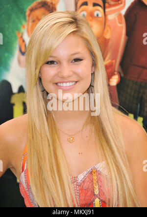 Olivia Holt au jjjjjjjjjjj première au théâtre universel à Los Angeles.Olivia Holt  51 Red Carpet Event, Vertical, USA, Cinéma, Célébrités, photographie, Bestof, Arts, Culture et divertissement, Célébrités Topix fashion / Vertical, Best of, événement dans la vie d'Hollywood, Californie - Tapis rouge et en backstage, USA, Cinéma, Célébrités, cinéma, télévision, Célébrités célébrités musique, photographie, Arts et culture, Bestof, divertissement, Topix headshot, vertical, une personne, à partir de l'an 2012, enquête tsuni@Gamma-USA.com Banque D'Images