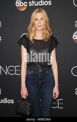 West Hollywood, CA. 8 mai, 2018. Emma Booth, à l'Once Upon a Time Series finale au London West Hollywood, Californie, le 8 mai 2018. Credit : MediaPunch Inc/Alamy Live News Banque D'Images