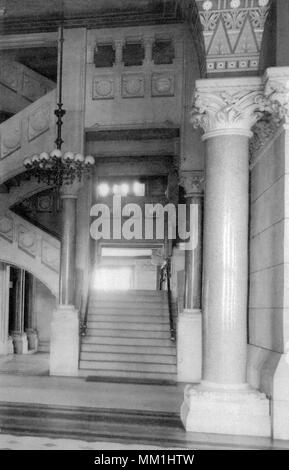 Escalier dans le bâtiment du Capitole. Hartford. 1893 Banque D'Images
