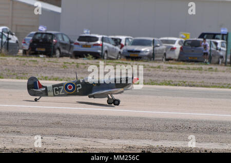 Modèle de démonstration d'avions commandés par radio à l'AIF Air Show, Haïfa, Israël Banque D'Images