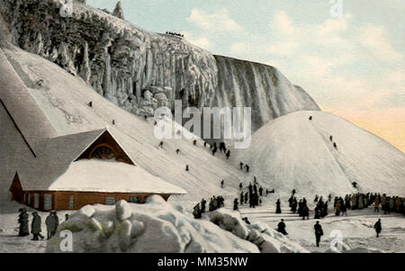 Ice Mountain à American Falls. Niagara. 1910 Banque D'Images