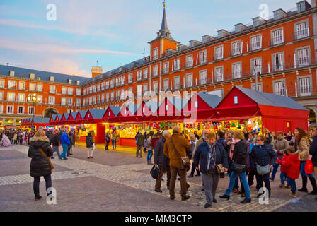 Marché de Noël, la Plaza Mayor, Madrid, Espagne Banque D'Images