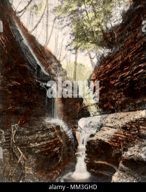 Rainbow Falls. Watkins Glen. 1908 Banque D'Images