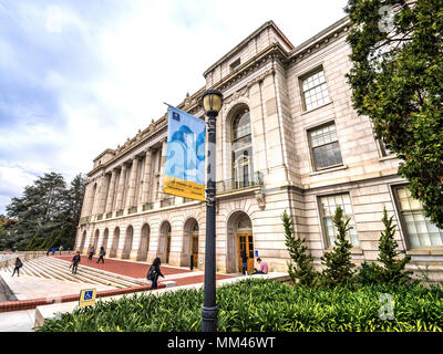 Ide Benjamin Wheeler Hall Building sur le campus de l'université de Berkeley, Berkeley, CA, USA. Banque D'Images