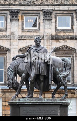 Statue de John, quatrième comte d'Hopetoun, hors du siège de Royal Bank of Scotland à St Andrews Square à Édimbourg, Écosse, Royaume-Uni Banque D'Images