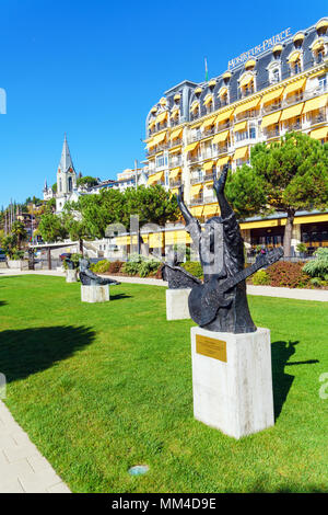 Montreux, Suisse - 18 octobre 2017 : Monument de musicien Carlos Santana sur le Jazz Alley Banque D'Images