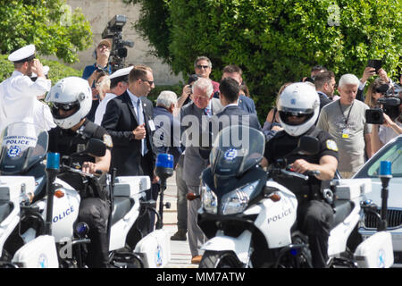 Athènes, Grèce, 09 mai 2018, le Prince Charles et son épouse Camilla visites tombe de soldat inconnu à Athènes, Grèce, le Crédit : Vangelis/Aragiannis Alamy Live News. Banque D'Images