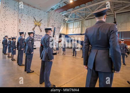 Honington, UK. 10 mai 2018. RAF Honington Preperations pour le mariage de Son Altesse Royale le Prince Henry de Galles et Mme Meghan Markle Crédit : Jason Marsh/Alamy Live News Banque D'Images