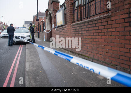 Walgrave Road, Coventry, West Midlands, Royaume-Uni. 8e avril 2018. Une femme est essentiel après avoir été poignardé à l'extérieur d'une église à Coventry. La femme, cru Banque D'Images