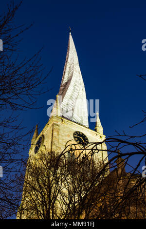 Crooked spire du célèbre Chesterfield Banque D'Images