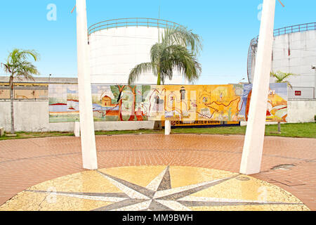 Peinture murale TransAM, Transamazônica, l'autoroute BR-230 road, Km 0, Cabedelo, Paraíba, Brésil Banque D'Images