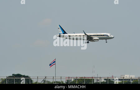 Bangkok, Thaïlande - Apr 24, 2018. Un Airbus A320 de Royal Thai Air Force, à l'atterrissage à l'Aéroport International de Don Muang Bangkok (DMK). Banque D'Images