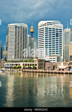 Vue sur Cockle Bay dans la région de Darling Harbour à Cockle Bay Wharf Banque D'Images