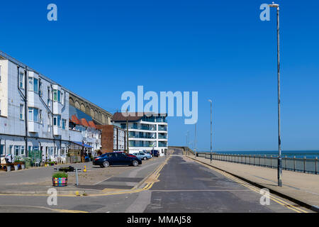 Maisons et appartements sur le front de Ramsgate Banque D'Images