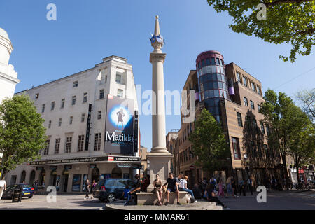 Seven Dials dans Covent Garden sur une journée ensoleillée. Banque D'Images