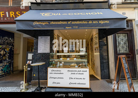 Cul De Cochon fromage et charcuterie shop ,Rue Montorgueil, Paris, France Banque D'Images