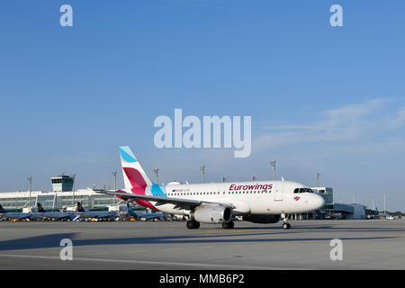 Eurowings, Airbus, A320, A 320, Déploiement, Satellit, Sam, line up, Lufthansa, avion, avion, Avion, Aéroport Munich, MUC, Allemagne, Banque D'Images
