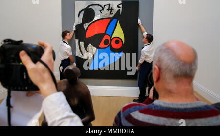 Femme,oiseau par Joan Miro (l'est de 10 à 15m) comme Sotheby's Londres dévoile son chef-faits saillants de contemporain, d'art impressionniste et moderne ; l'adjudication aura lieu à New York le 14 mai 2018. Doté d''atmosphère : où : London, Royaume-Uni Quand : 09 Avr 2018 Crédit : Dinendra Haria/WENN Banque D'Images