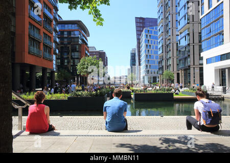 Le parc flottant de Merchant Square à Paddington Basin, à l'ouest de Londres, Royaume-Uni Banque D'Images