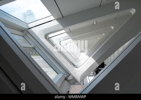 Vue de l'intérieur du Milwaukee Art Museum, Milwaukee, Wisconsin, États-Unis. Banque D'Images