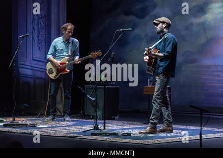 Ray LaMontagne présente sur scène au Bord Gais Energy Theatre de Dublin, Irlande. Banque D'Images