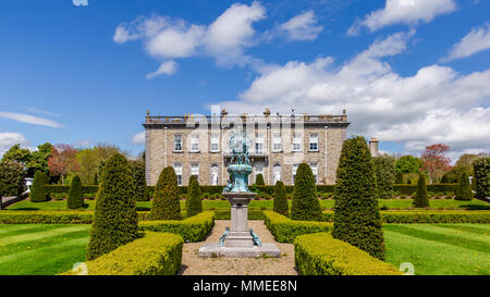 Le Manoir des capacités à la base de Palmerstown House Estate à Johnstown, comté de Kildare, Irlande. Période irlandais Résidence. Banque D'Images