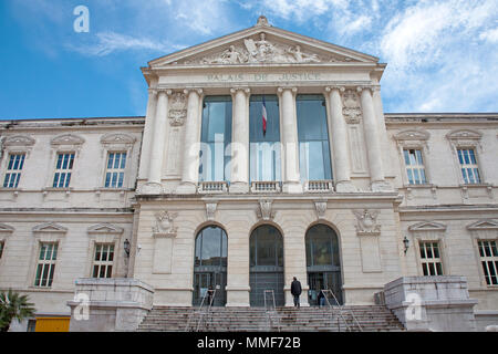 Palais de Justice, Palais de Justice, Place du Palais de Justice, Nice, Côte d'Azur, Alpes-Maritimes, France du Sud, France, Europe Banque D'Images