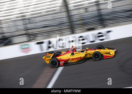 11 mai 2018 - Indianapolis, Indiana, États-Unis d'Amérique - RYAN HUNTER-REAY (28) des États-Unis prend de la voie à la pratique pour le Grand Prix d'IndyCar à Indianapolis Motor Speedway Course sur route dans la région de Indianapolis, Indiana. (Crédit Image : © Justin R. Noe Asp Inc/ASP via Zuma sur le fil) Banque D'Images