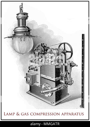 Vintage lampe à arc avec son régulateur de pression à gaz, la gravure du xixe siècle Banque D'Images