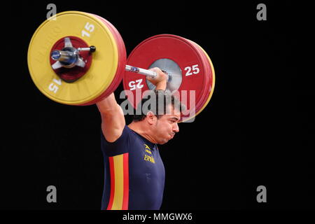 Juan Jose Navarro de l'Espagne participe à la Men's 94kg groupe un programme de levage de poids au cours de la London Olympic Test Event 2012 se prépare à l'ExCel Arena, London 10 Décembre 2011 Banque D'Images