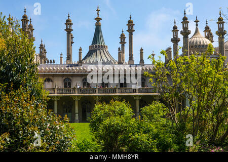 BRIGHTON, UK - 4 mai 2018 : l'historique Royal Pavilion, dans la ville de Brighton, dans le Sussex, Royaume-Uni, le 4 mai 2018. Il est construit dans l'Indo-Saracenic s Banque D'Images