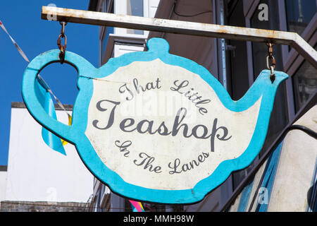 BRIGHTON, UK - 4 mai 2018 : le signe de cette petite Friterie dans les Lanes, situé dans le quartier historique de Brighton, connu sous le nom de voies, le 4 Ma Banque D'Images