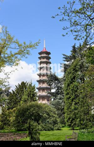La Pagode rénovées au Royal Botanic Gardens Kew grand Londres Angleterre Royaume-uni Banque D'Images