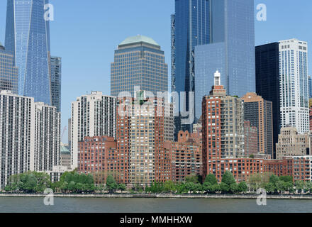 Battery Park City est une communauté de 92 acres à côté du site du World Trade Center de Manhattan, côté ouest. Il est construit sur une décharge dans la rivière Hudson. Banque D'Images