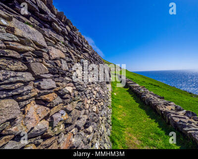 Prise de vue au grand angle à la côte ouest de l'Irlande sur la péninsule de Dingle Banque D'Images