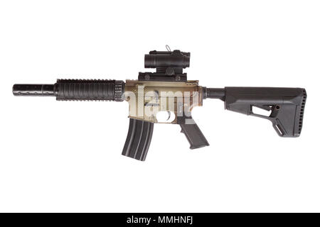 Opérations spéciales fusil à gunsight isolé sur fond blanc Banque D'Images