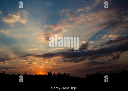Ville colorée sunet cloudscape Banque D'Images