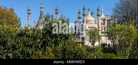 BRIGHTON, UK - 4 mai 2018 : une vue panoramique sur le magnifique Royal Pavilion à Brighton, Sussex, le 4 mai 2018. Le Pavillon est construit dans la région de Banque D'Images