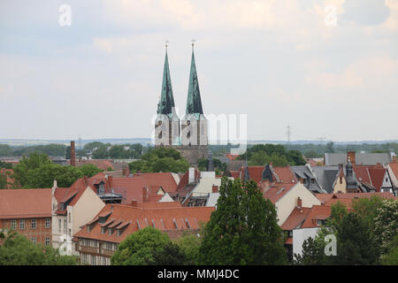 Quedlinburg, Allemagne - 10 mai 2018 : voir le patrimoine de l'UNESCO ville de Quedlinburg avec ses quelque 2000 maisons à colombages historiques. Banque D'Images