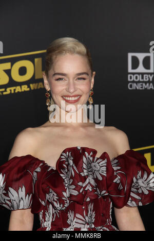 Emilia Clarke 05/10/2018 La première mondiale de 'Solo : Une histoire de la guerre des étoiles' qui s'est tenue à Hollywood, CA Photo : Cronos/Hollywood News Crédit : Cronos/Alamy Live News Banque D'Images