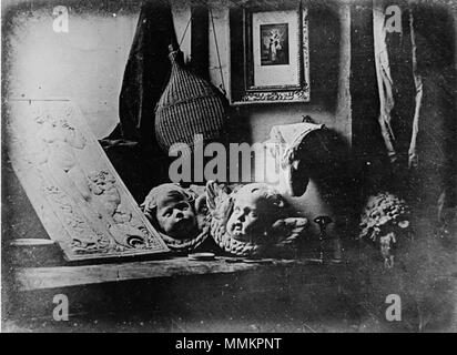 . Français : L'Atelier de l'artiste : un daguerréotype de 1837, réalisé par l'inventeur de ce procédé photographique, Louis Jacques Mandé Daguerre (1787-1851). . 1837. Louis Daguerre (1787-1851) Noms alternatifs Louis Jacques Mandé Daguerre, physicien français Description photographe, peintre, inventeur et chimiste Date de naissance/décès 18 Novembre 1787 10 juillet 1851 Lieu de naissance/décès Cormeilles-en-Parisis Bry-sur-Marne contrôle d'autorité : Q131405 : VIAF ?44310225 ISNI : ?0000 0001 1471 4125 ULAN : ?500022993 RCAC : ?n87136265 GND : ?118670883 Daguerréotype Daguerre Atelier 1837 WorldCat Banque D'Images