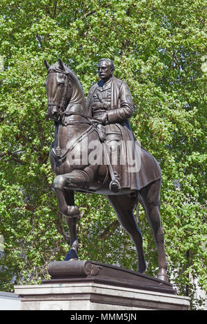 Londres, Westminster. La statue équestre du Maréchal Earl Haig dans Whitehall Banque D'Images