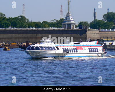 L'hydroptère sur l'Express Peterhof Neva à Saint-Pétersbourg, Russie Banque D'Images