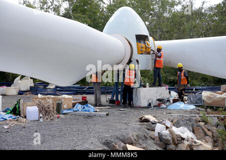 La première centrale éolienne du pays, à Bras-d'eau. Il a ainsi annoncé la mise en opération de plusieurs fermes photovoltaïques. Banque D'Images